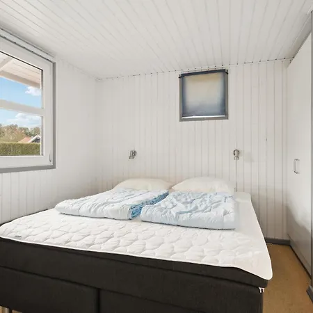 Raevebaek Sydals V Denmark