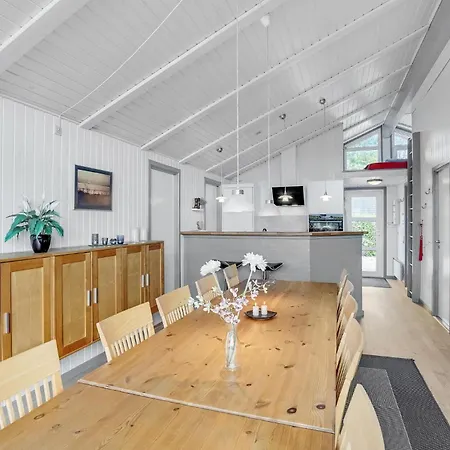 Beautiful Home In Sydals With Sauna Tatil Evi