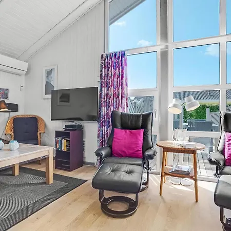 Beautiful Home In Sydals With Sauna Tatil Evi Skovby (Syddanmark)